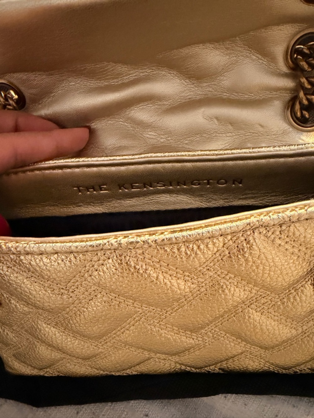 Kurt Geiger Metallic Gold Quilted Shoulder Bag with Chain Strap - Picture 4 of 7